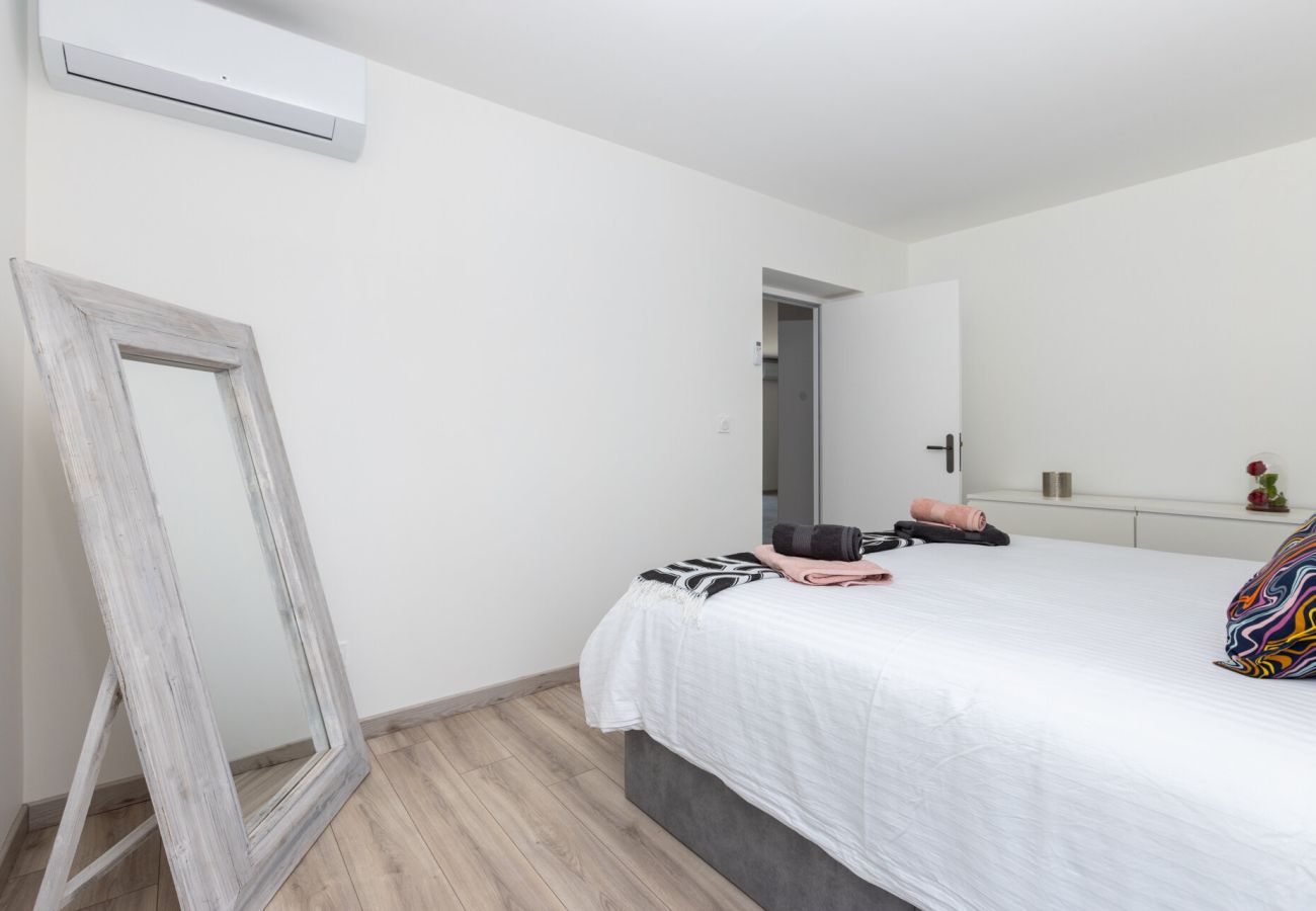 Appartement à Lagnes - SmartStay P.Cézanne - Proche L'Isle-sur-la-Sorgue