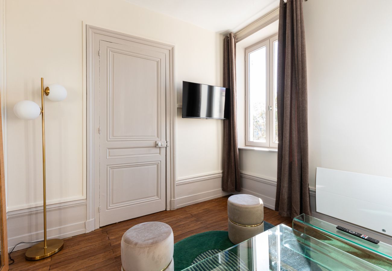 Appartement à Lyon - Smartstay Acqueducs - Point-du-Jour