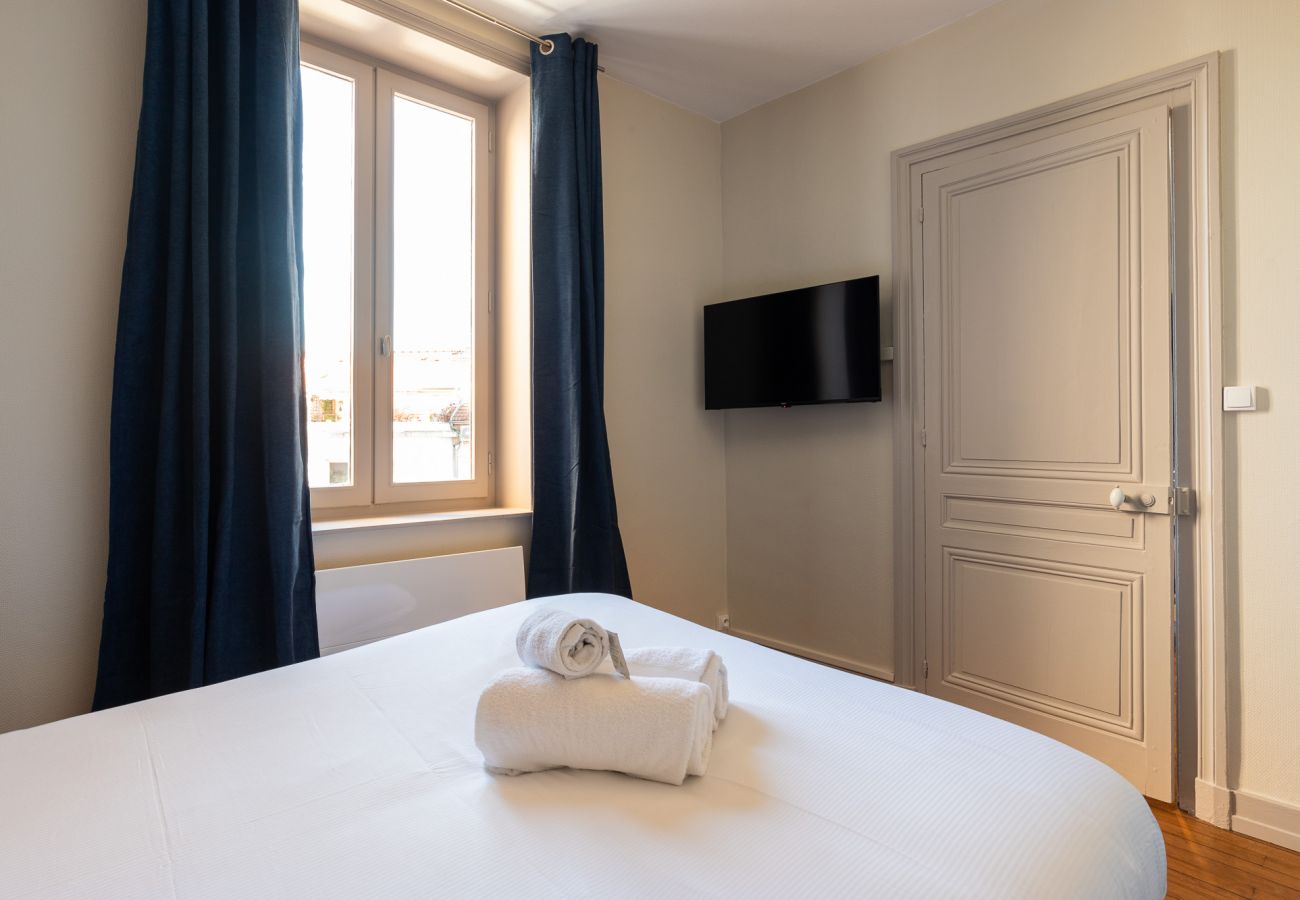 Appartement à Lyon - Smartstay Acqueducs - Point-du-Jour