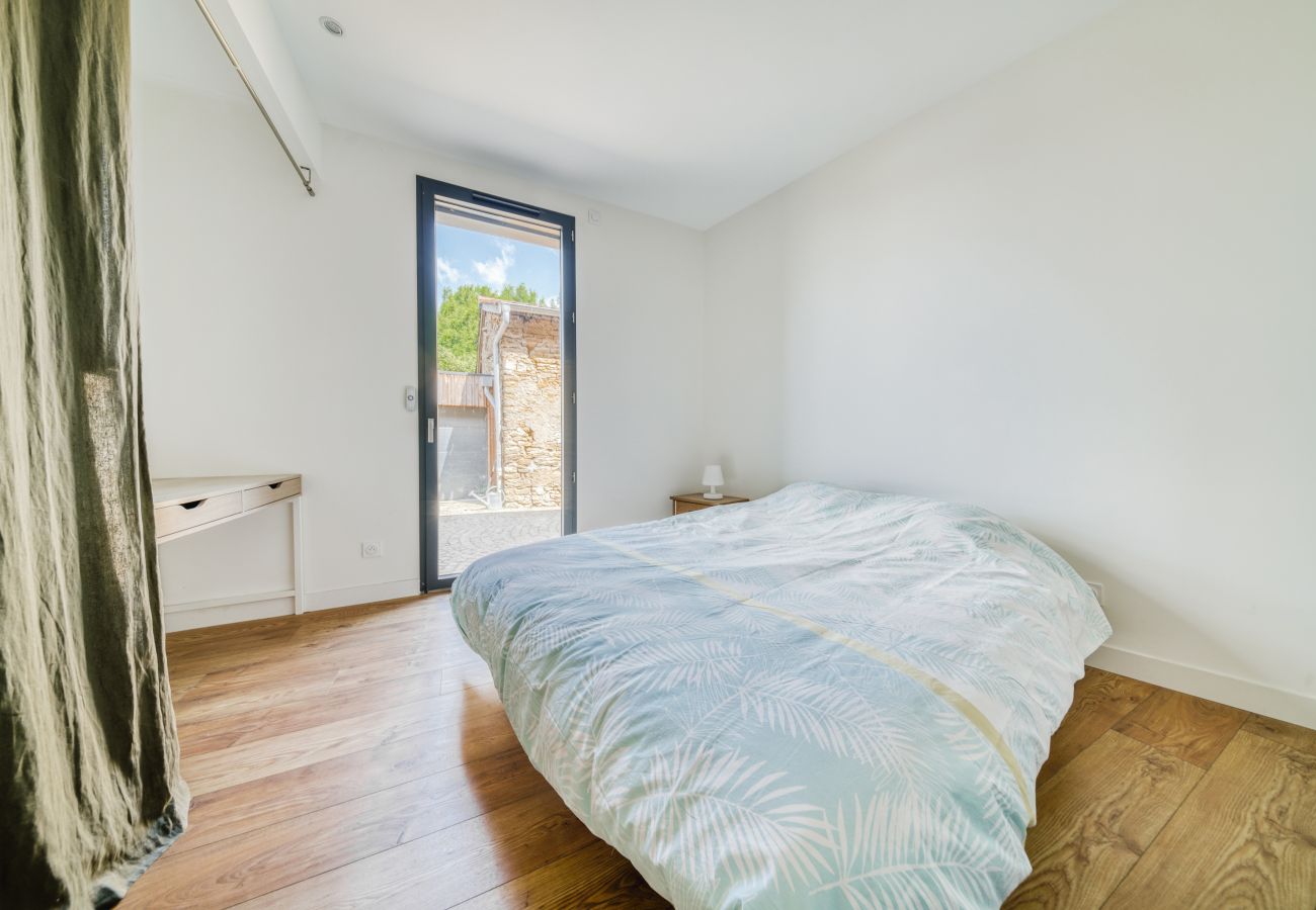 Maison à Theizé - Smartstay - Maison en  Calade avec piscine