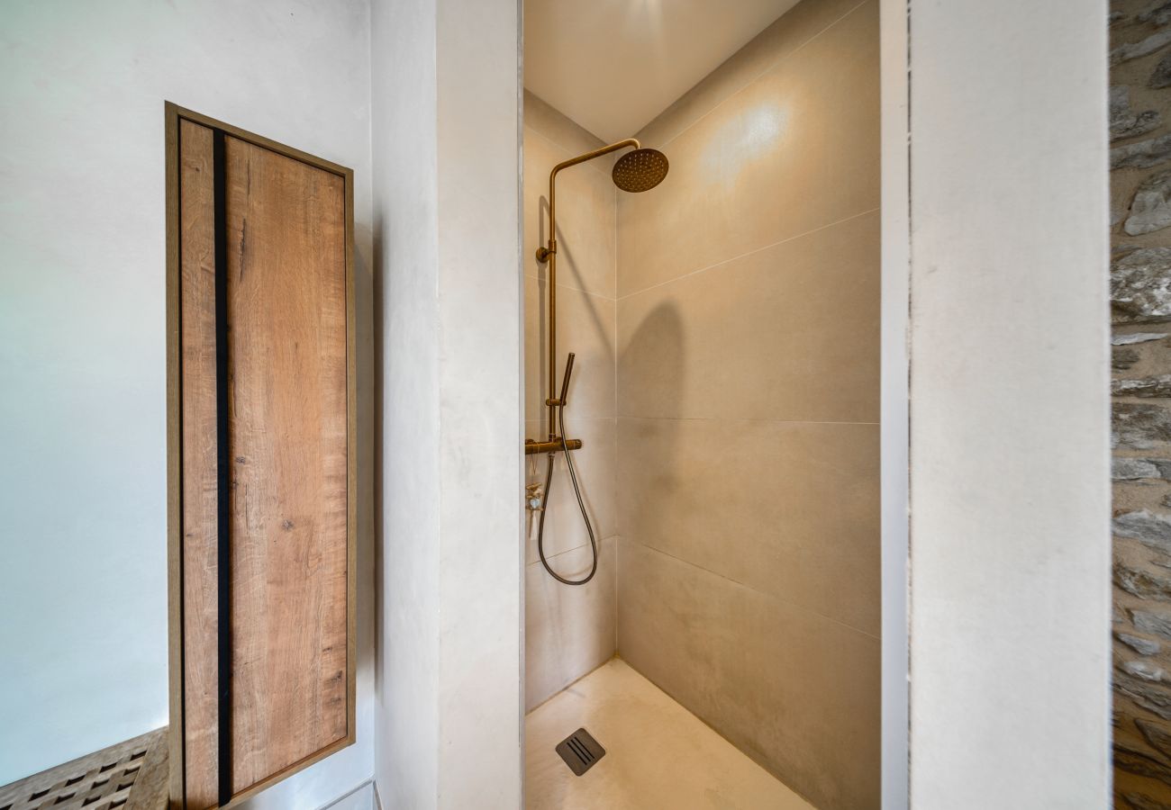 Maison à Theizé - Smartstay - Maison en  Calade avec piscine