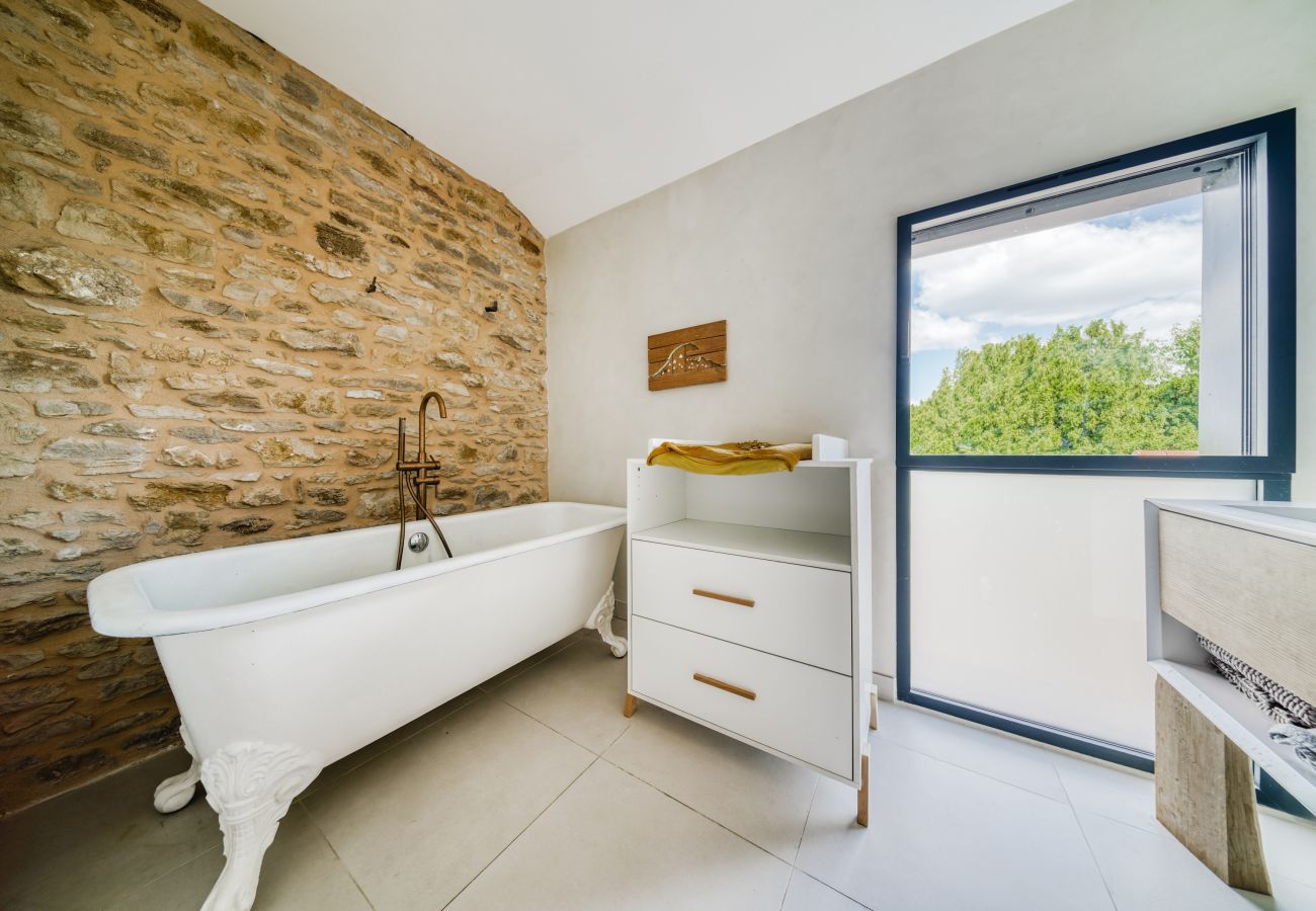 Maison à Theizé - Smartstay - Maison en  Calade avec piscine