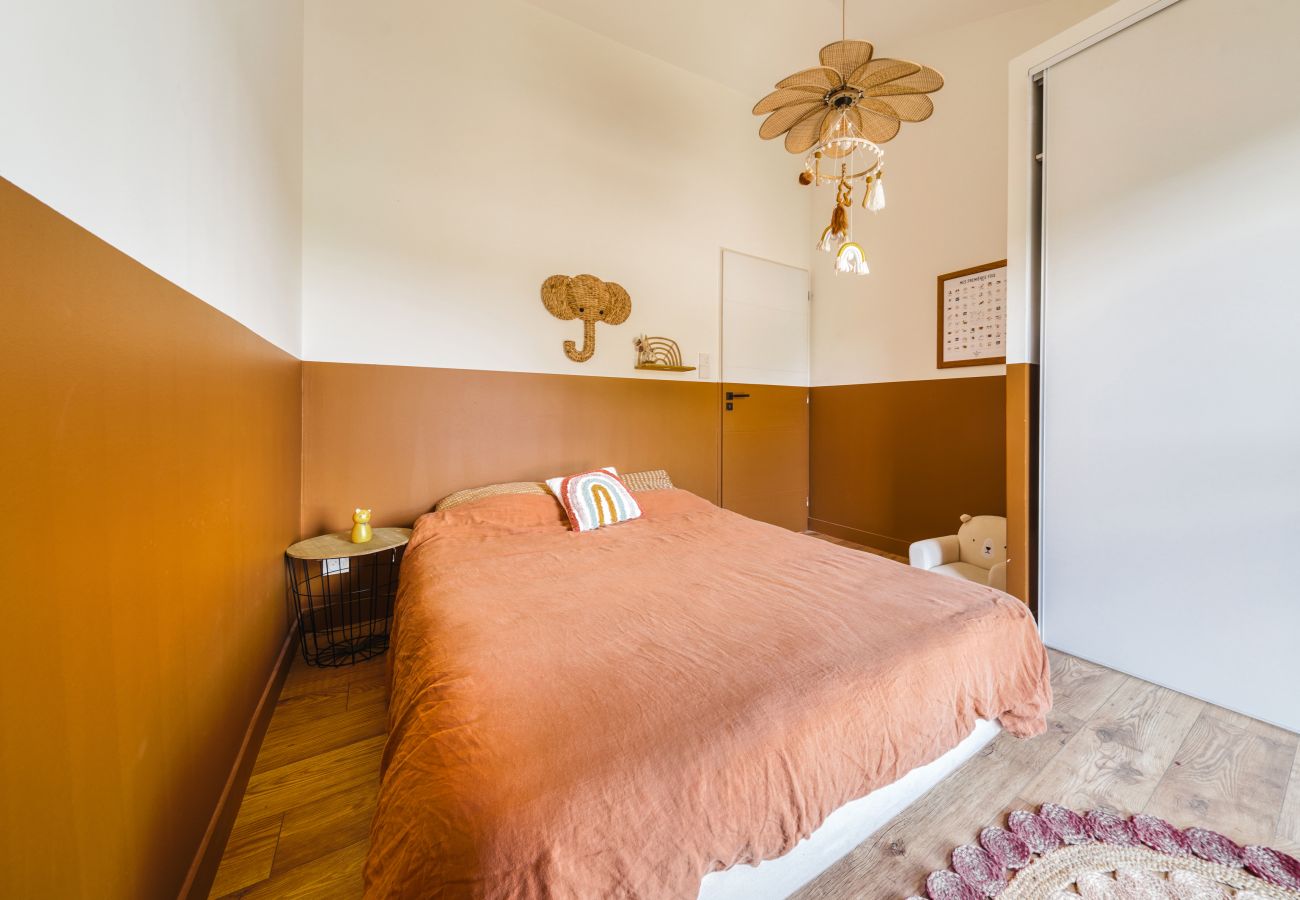 Maison à Theizé - Smartstay - Maison en  Calade avec piscine
