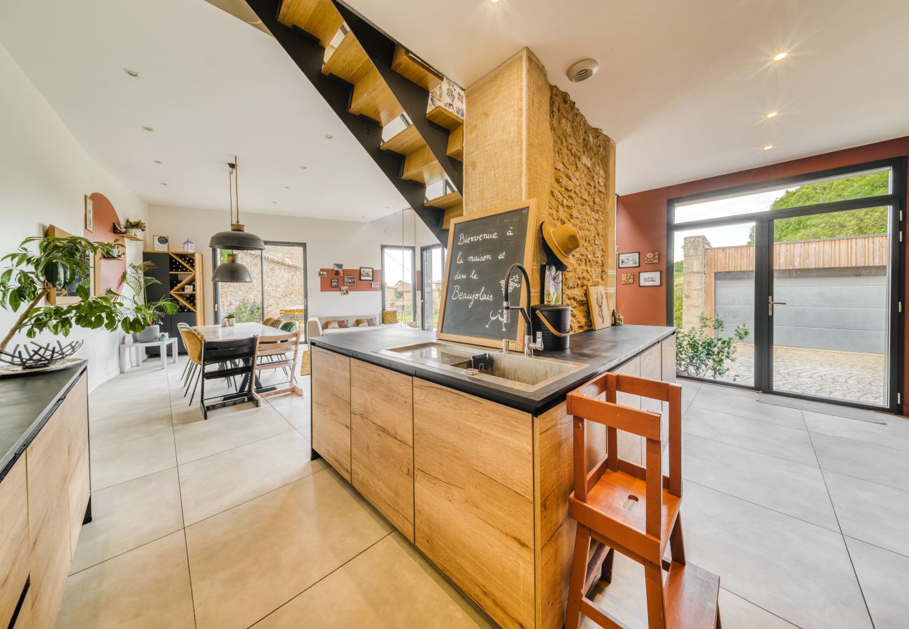 Maison à Theizé - Smartstay - Maison en  Calade avec piscine