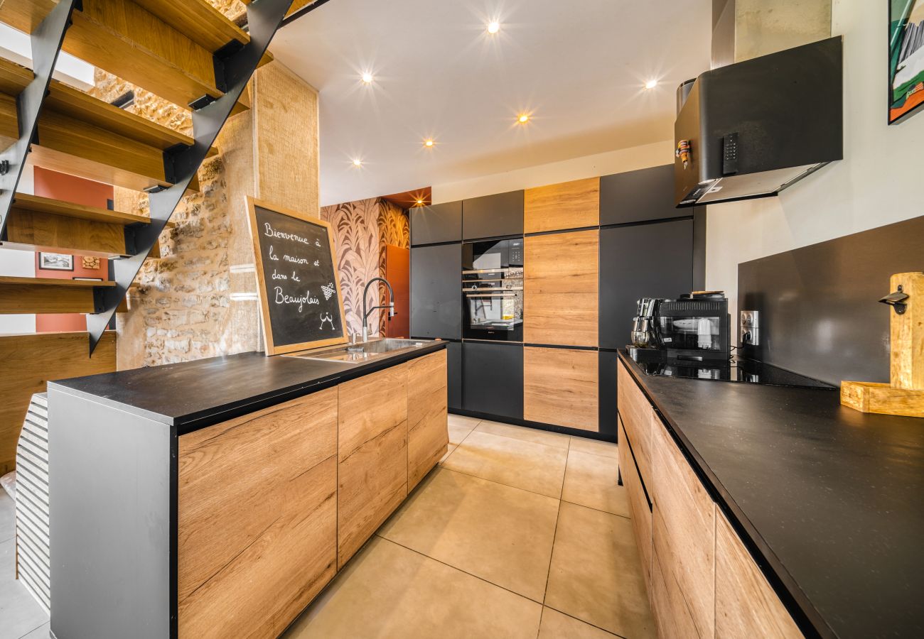 Maison à Theizé - Smartstay - Maison en  Calade avec piscine