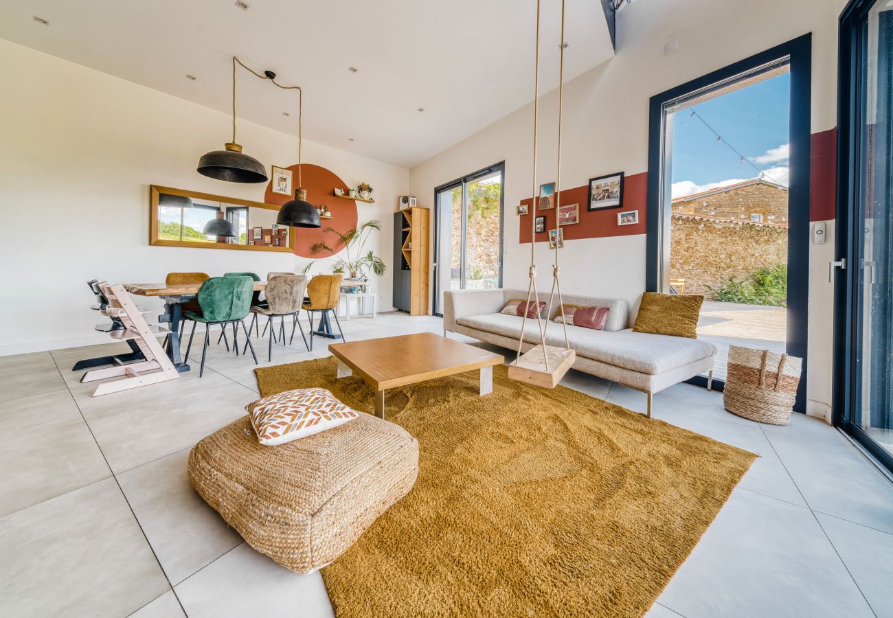 Maison à Theizé - Smartstay - Maison en  Calade avec piscine