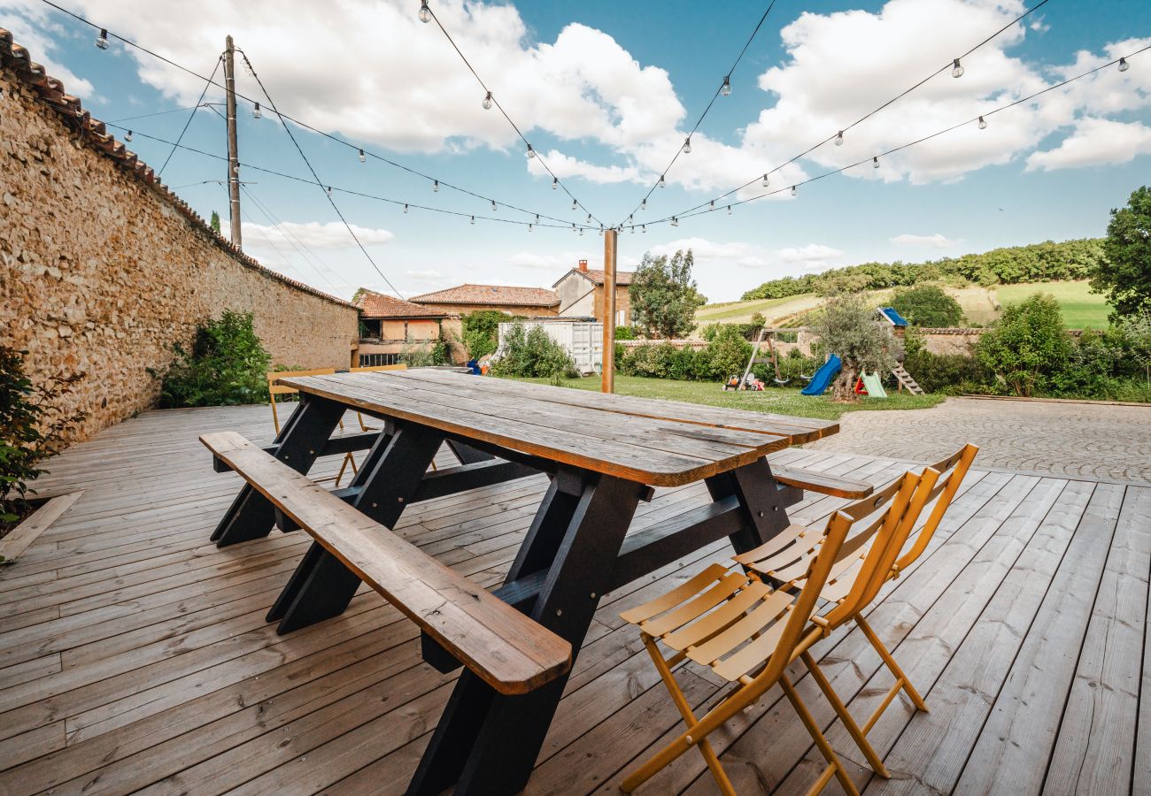 Maison à Theizé - Smartstay - Maison en  Calade avec piscine