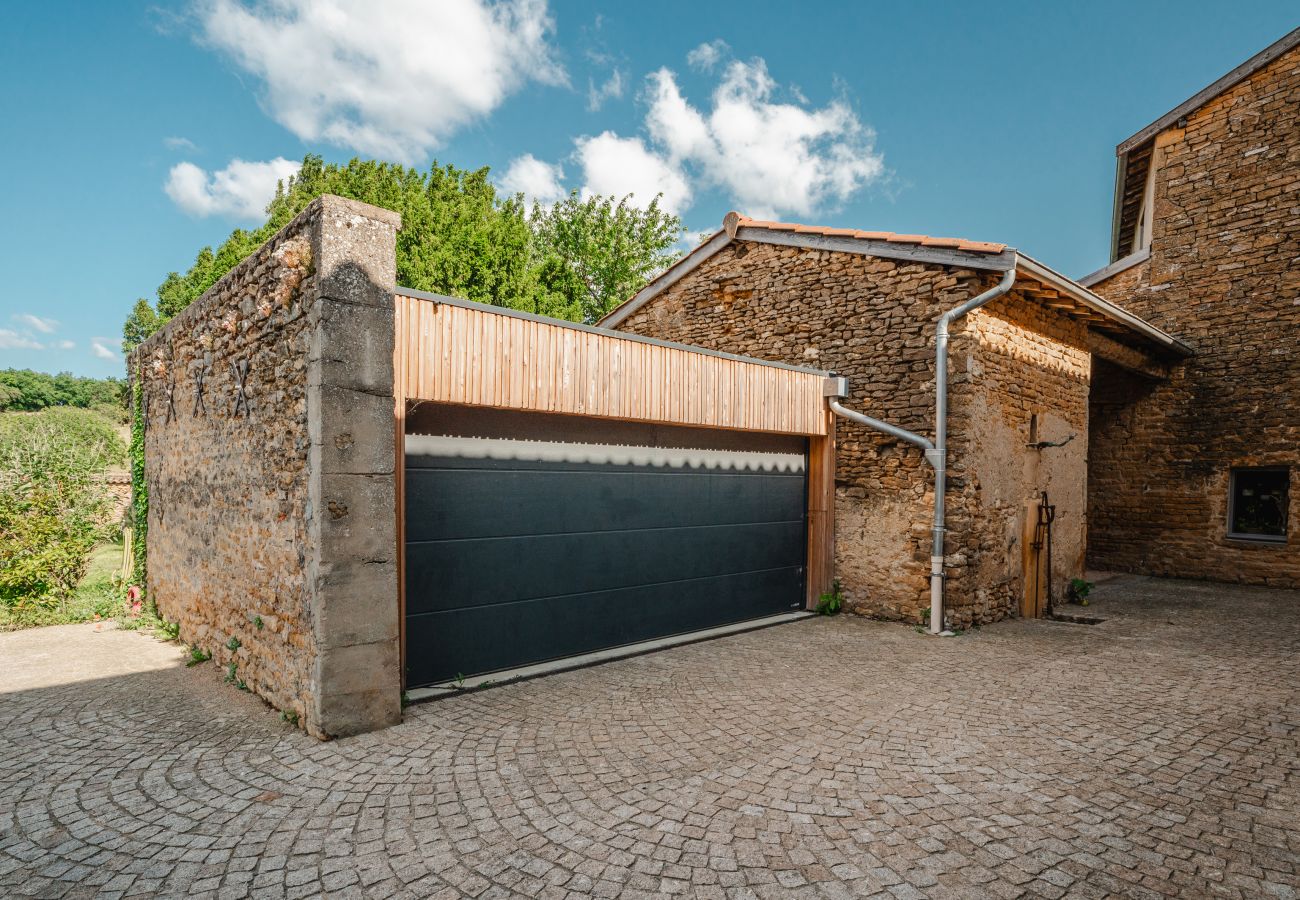 Maison à Theizé - Smartstay - Maison en  Calade avec piscine