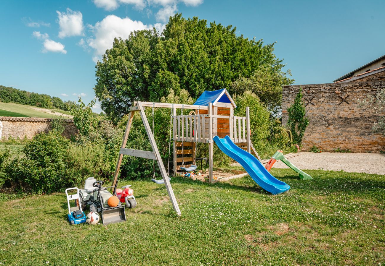 Maison à Theizé - Smartstay - Maison en  Calade avec piscine