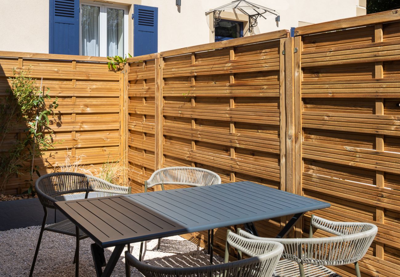 Aparthotel à Saint-Cyr-au-Mont-d´Or - Hausman Suites - Appart Hotel N°9