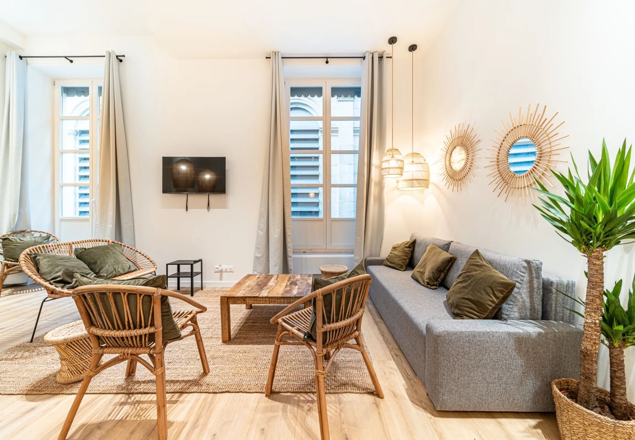 Appartement à Lyon - Smartstay - Suites Opéra Barbara 3BDS/8PAX