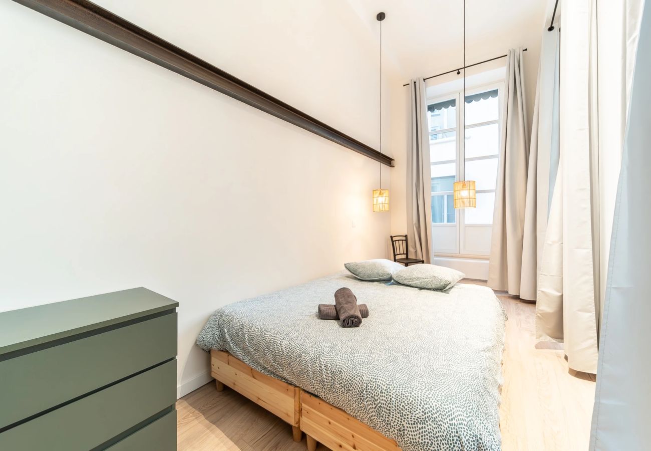 Appartement à Lyon - Smartstay - Suites Opéra Barbara 3BDS/8PAX