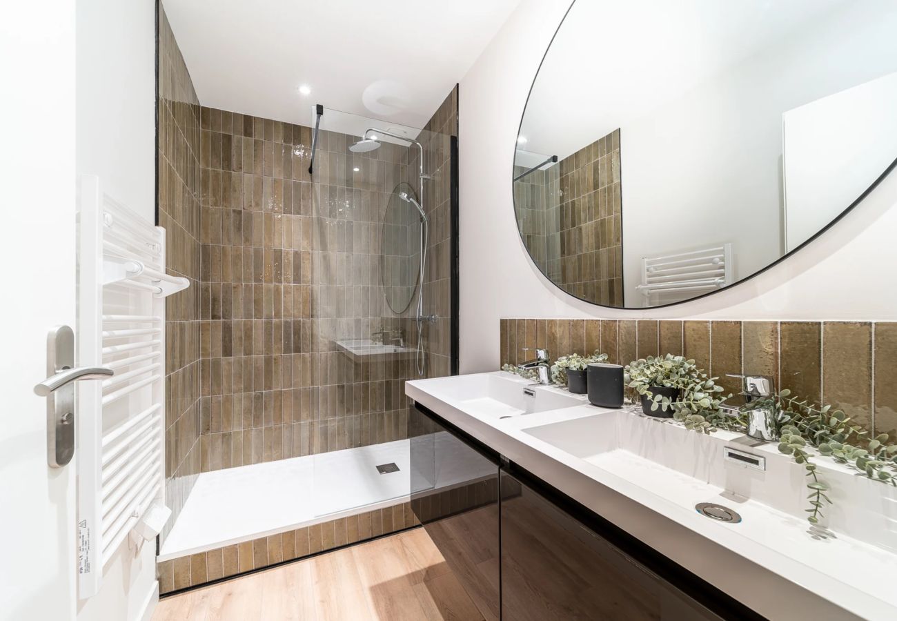 Appartement à Lyon - Smartstay - Suites Opéra Barbara 3BDS/8PAX