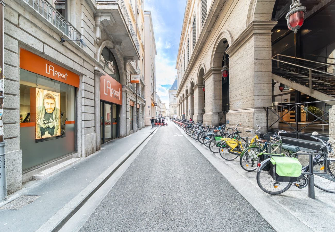 Appartement à Lyon - Smartstay - Suites Opéra Barbara 3BDS/8PAX