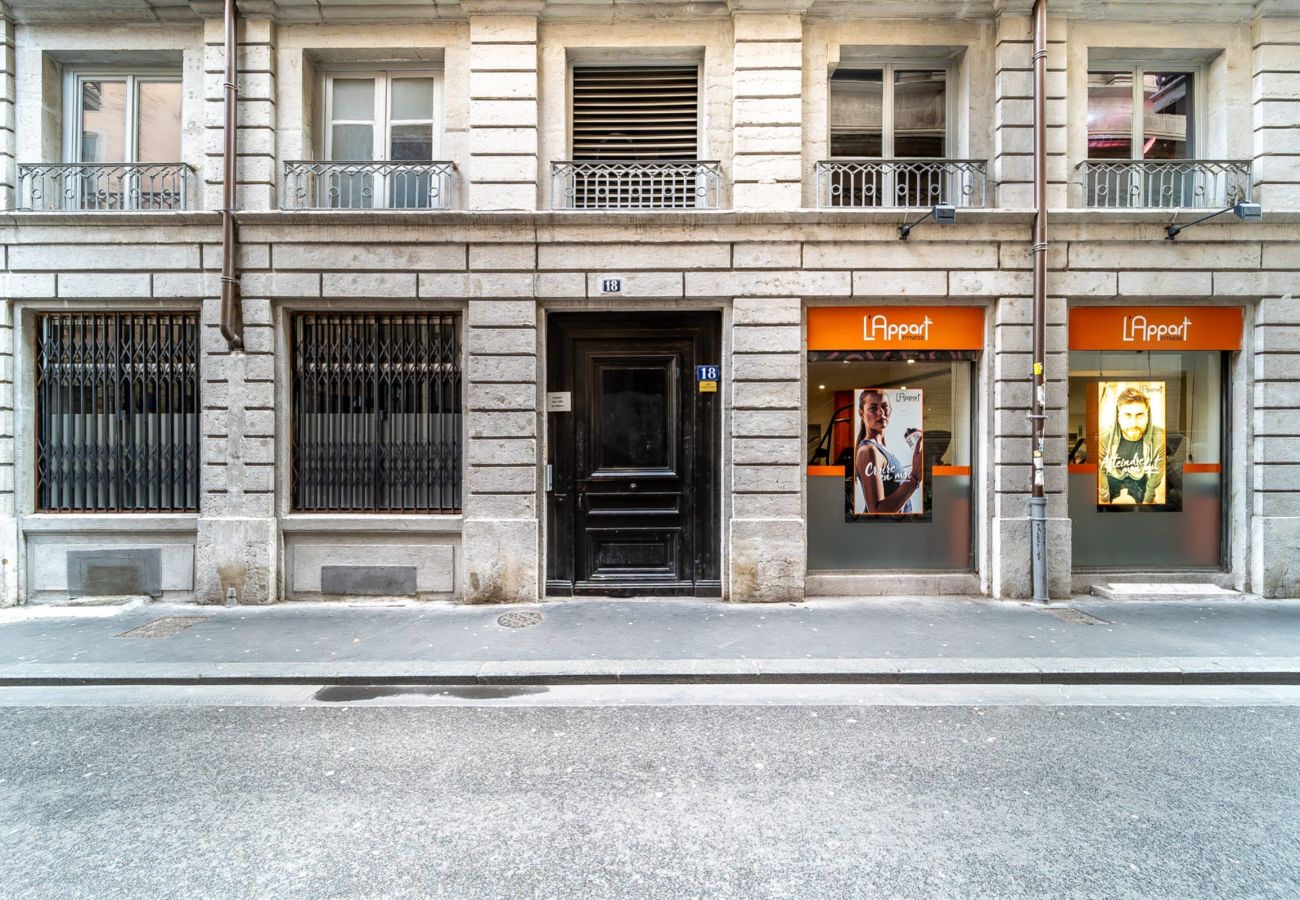 Appartement à Lyon - Smartstay - Suites Opéra Barbara 3BDS/8PAX