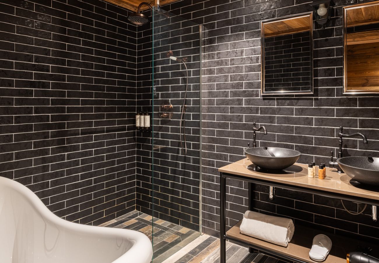 Chalet à Tignes - Black Diamond - Chalet Raven · 8 chambres / 18 p