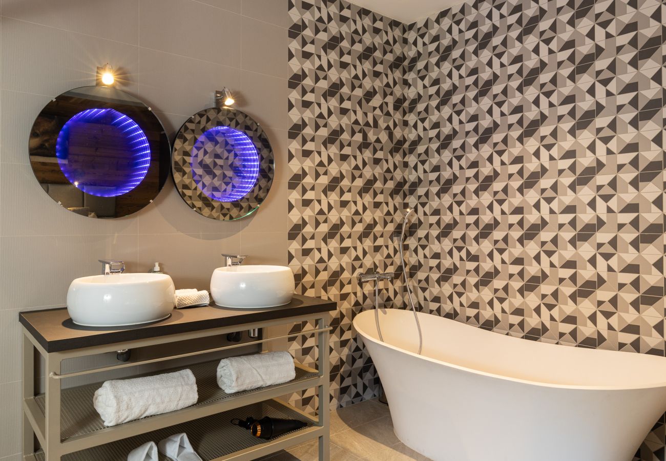 Chalet à Tignes - Black Diamond - Chalet Tango · 6 chambres / 14 p
