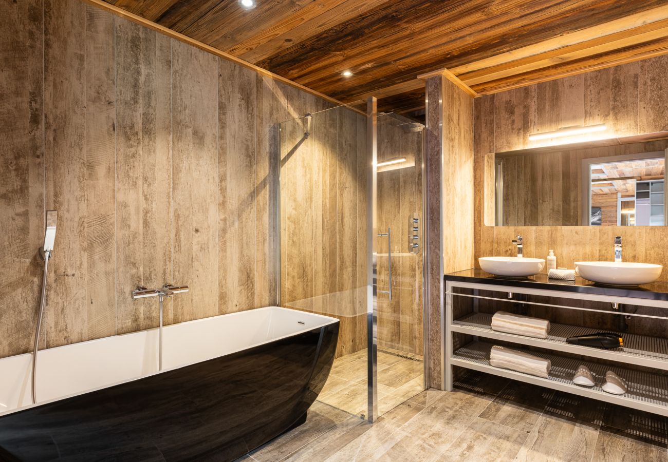 Chalet à Tignes - Black Diamond - 36 Chambres - 82 p