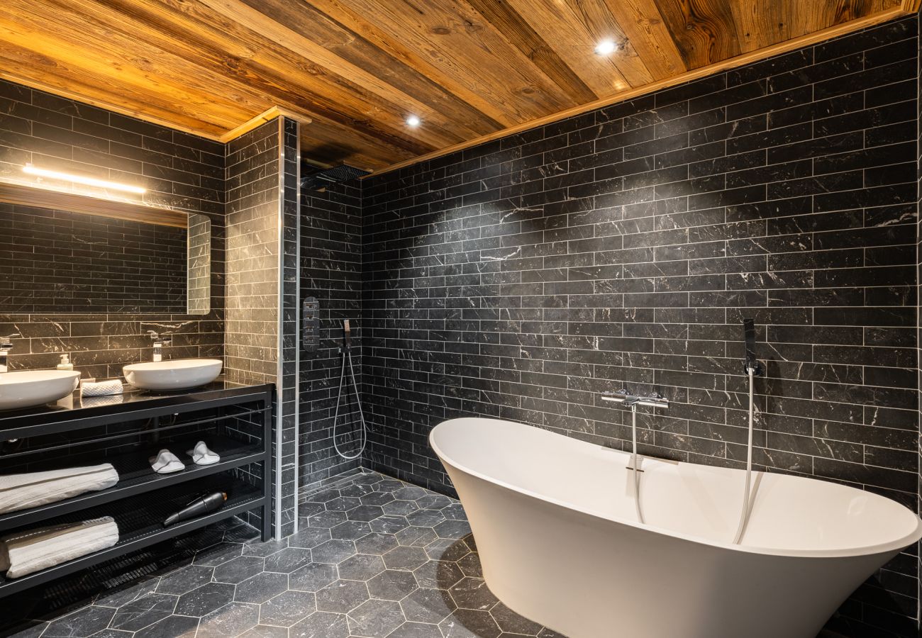 Chalet à Tignes - Black Diamond - 36 Chambres - 82 p