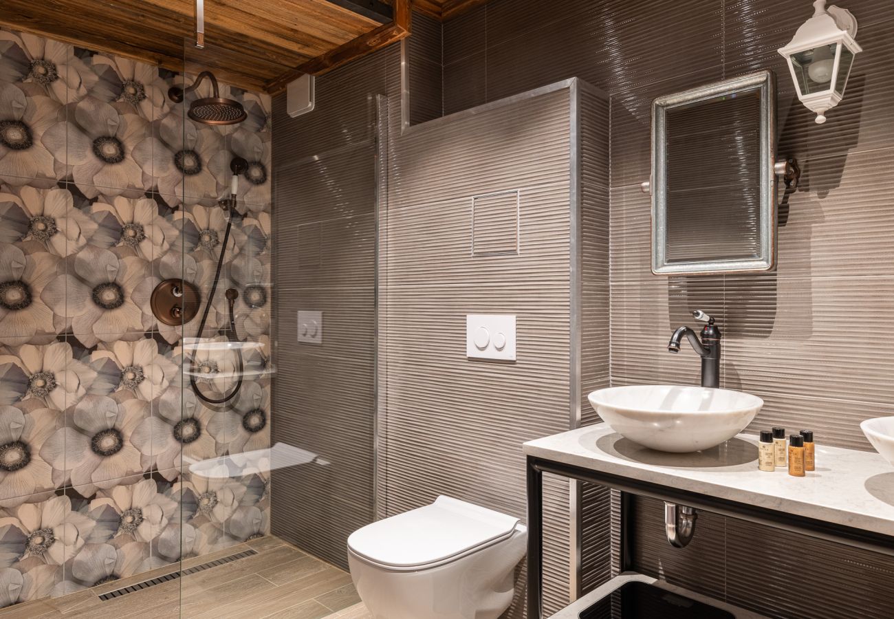Chalet à Tignes - Black Diamond - 36 Chambres - 82 p