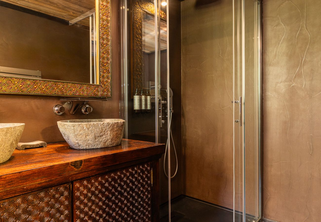 Chalet à Tignes - Black Diamond - 36 Chambres - 82 p